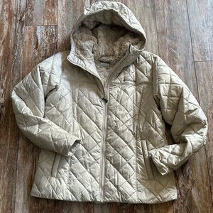 Columbia Plush Fleece Jacket in Cream
